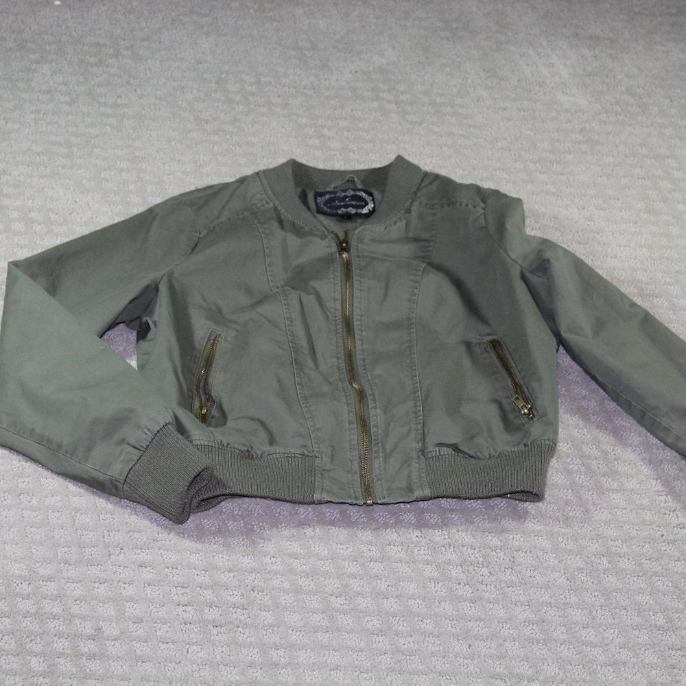Ambiance Size Large Olive Green Bomber-styled Jacket